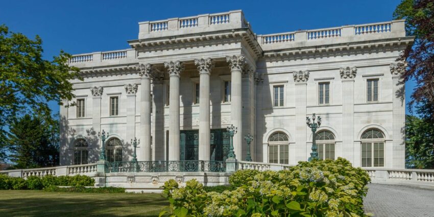 Di Dalam Marble House, Rumah Mewah Vanderbilt dari Zaman Keemasan