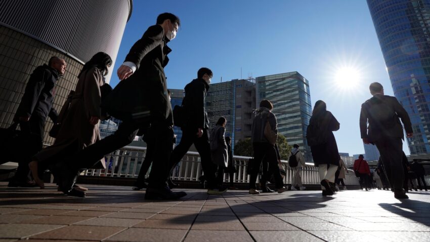 Perekonomian Jepang tumbuh pada kuartal terakhir karena belanja konsumen dan investasi bisnis yang sehat