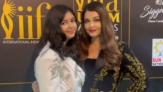 Berita Gaya Hidup Terbaru, Pembaruan Langsung Hari Ini 28 September 2024: Aishwarya Rai di IIFA Awards memilih tampilan lain yang dapat diprediksi dalam pakaian berhiaskan warna hitam saat ia tiba bersama Aaradhya